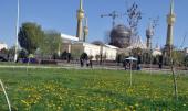 مرقد الامام الخميني في يوم الطبيعة