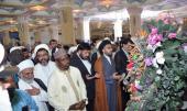 طلاب جامعة المصطفى يزورون مرقد الامام الخميني