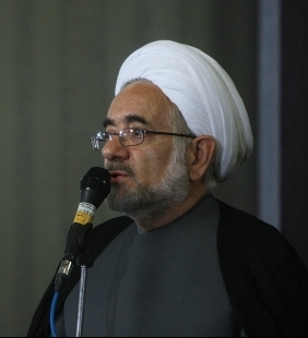 عقد مؤتمر الامام الخميني و الأمة الاسلامية