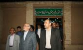 وزير الصناعة و التجارة يزور بيت الامام في خمين