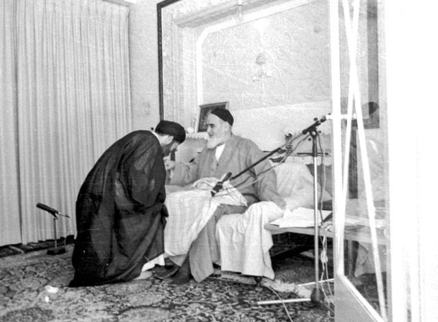 الامام الخميني(قدس سره)و سماحة قائد الثورة الاسلامية