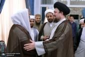 لقاء مجموعة من علماء الشيعة واهل السنة مع السيد حسن الخميني