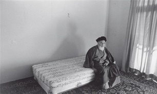 العصبية