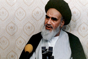 إن دم سيد الشهداء هو الذي حرّك دماء الشعوب الإسلامية وإن مواكب عاشوراء هذه هي التي تثير الناس وتهيئي الناس لأجل الأسلام وحفظ الأهداف الإسلامية. (صحيفة الامام، ج15، ص291)