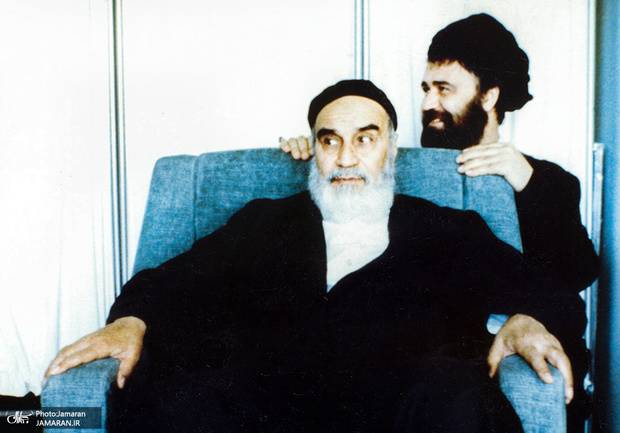 رواية الحاج أحمد آقا عن توقع الإمام بشأن مرضه