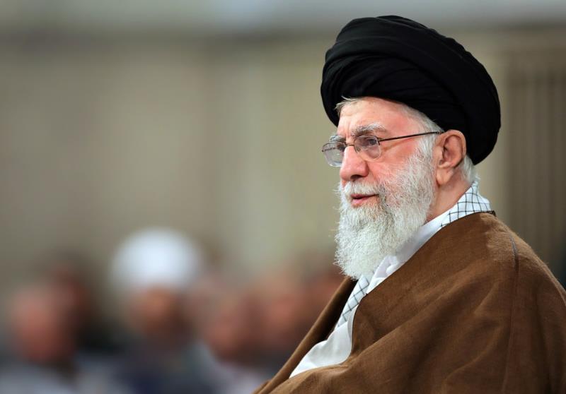 نداء آية الله العظمى الإمام الخامنئي إلى المؤتمر الدولي بمناسبة مرور مئة عام على إعادة تأسيس الحوزة العلمية في قم