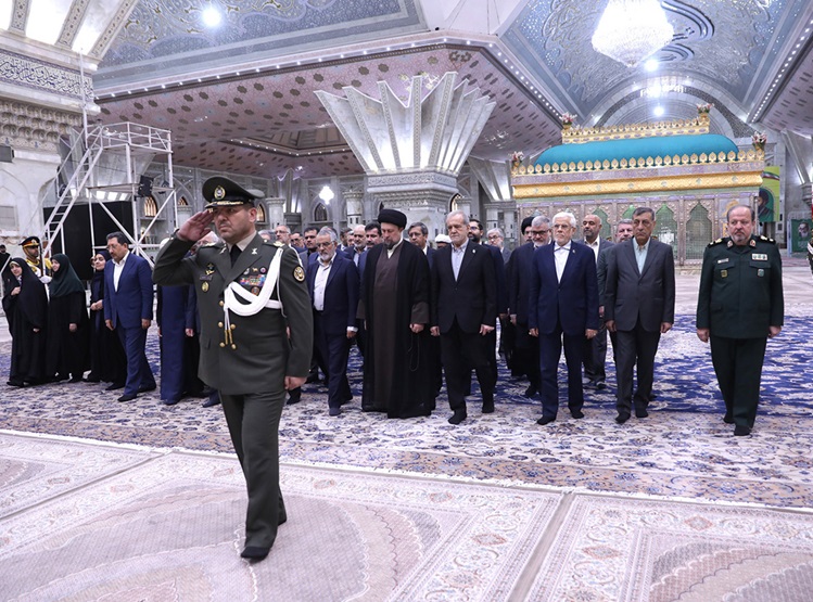 السيد حسن خميني: إيران انتصرت في الحرب وقواتنا المسلحة سطرت إنجازاً لا مثيل له