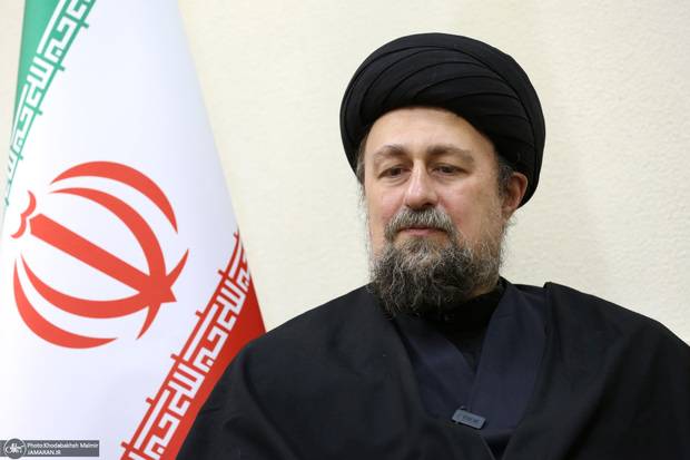 حجة الإسلام و المسلمين السيد حسن الخميني، يحيّي الجيش الباسل بيومه