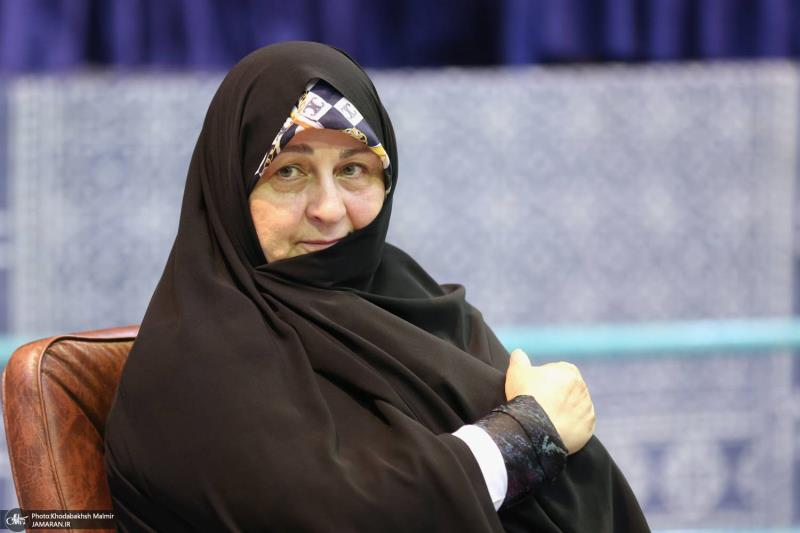 الدكتورة فاطمة طباطبائي: ليت الإمام الخميني(رض) كان حاضراً اليوم ليُشيد بعظمة هذا الشعب