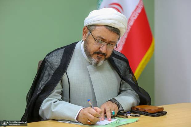 علي كمساري يعزّي آية الله السيد حسن الخميني