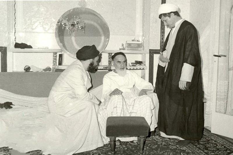 لماذا كان الإمام ينزعج من الرسائل التي ترده من مختلف المؤسسات؟