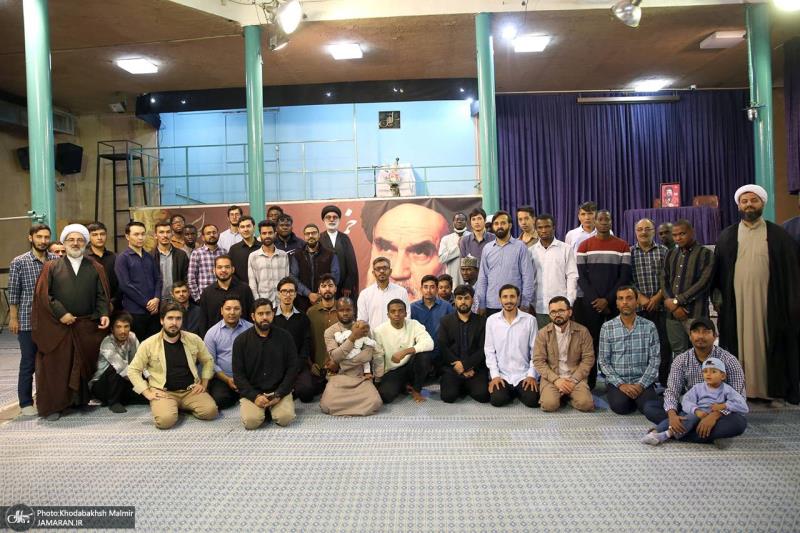 زيارة وفد من طلبة جامعة المصطفى العالمية إلى جماران