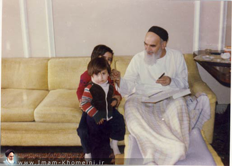 Imam and his grandchildren