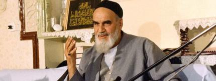Imam Khomeini Highlighted Significance of Ethics in Politics  