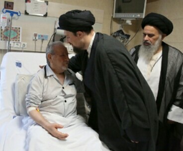 Hassan Khomeini visits ex-head of relief foundation