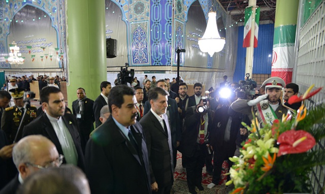 The Presiden of Venezuela, Nicolás Maduro, visit the Holy Shrine of Imam Khomeini 