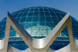 Foreign guests visiting Gonbad Mina (Tehran Planetarium)