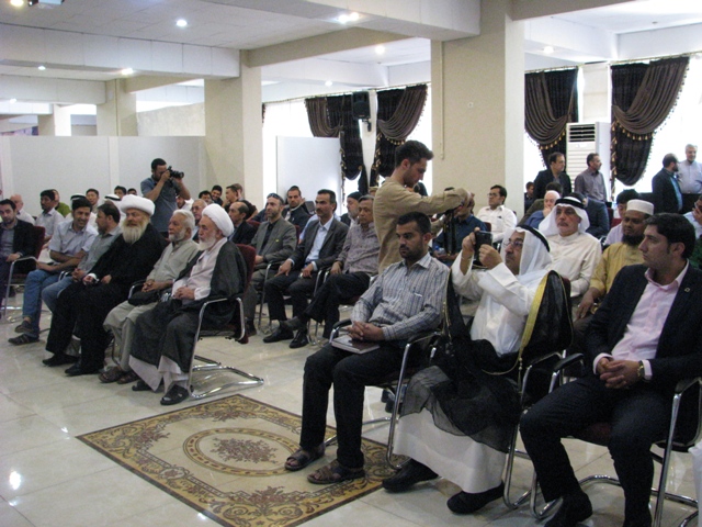 Foreign devotees of Imam in a summit organized by the Executive Headquarters of Imam`s Directive