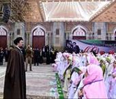 Iranian female students pledge to perform religious, social duties at Imam Khomeini holy shrine 