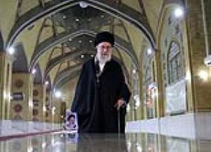 Supreme Leader pilgrimage to Imam`s mausoleum and Behesht-e Zahra cemetery