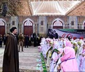 Iranian female students pledge to perform religious, social duties at Imam Khomeini holy shrine 