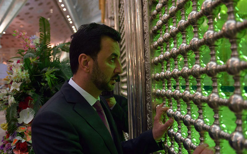 Iraqi minister visits Imam Khomeini’s holy mausoleum Iraqi minister visits Imam Khomeini’s holy mausoleum 