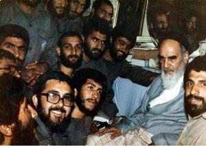    Imam Khomeini confronted aggression, defended nation’s dignity