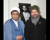 Italian tourist pays a visit to Imam Khomeini`s historic house in Khomein