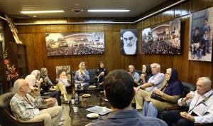 A group of American tourists visit Imam Khomeini’s historic residence in Jamaran 