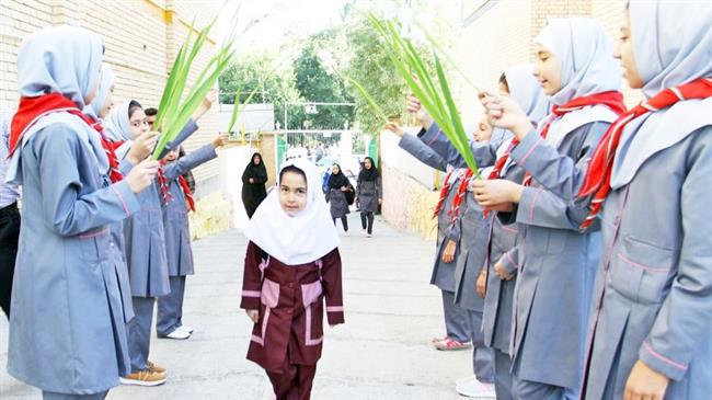 Iran rings in new school year 