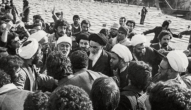 Imam Khomeini for the first time at Behesht Zahra Martyrs’ Cemetery