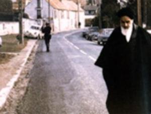  Imam Khomeini guided critical period of Islamic movement from Neauphle-le Chateau