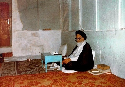 Video shows a day in the life of Imam Khomeini 