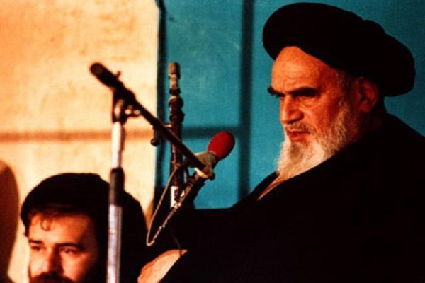 Imam Khomeini: The world is God’s Presence. Do not commit any sin in His presence. 