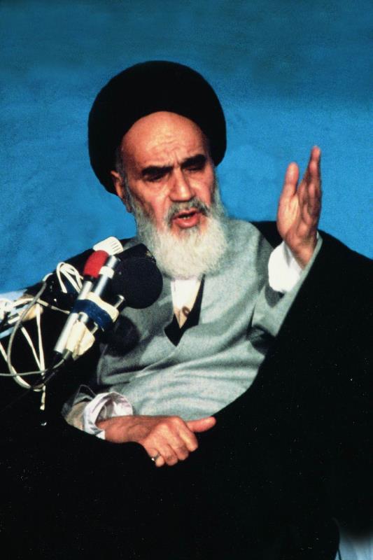 Imam Khomeini: The message of Islam is that all the races are equal, just like a person’s ribs. They are all the same. No race is superior to another.