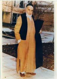 Imam Khomeini used to take walks at least three times during 24 hours 