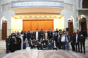 Seyyed Hassan Khomeini meets a group of foreign student from Tehran medical University on the occasion of New Year 2021