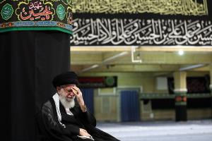 Supreme leader in ceremonies held to remember Imam’s Hossein (PBUH)’s sacrifices at Imam Khomeini’s Hosseiniah