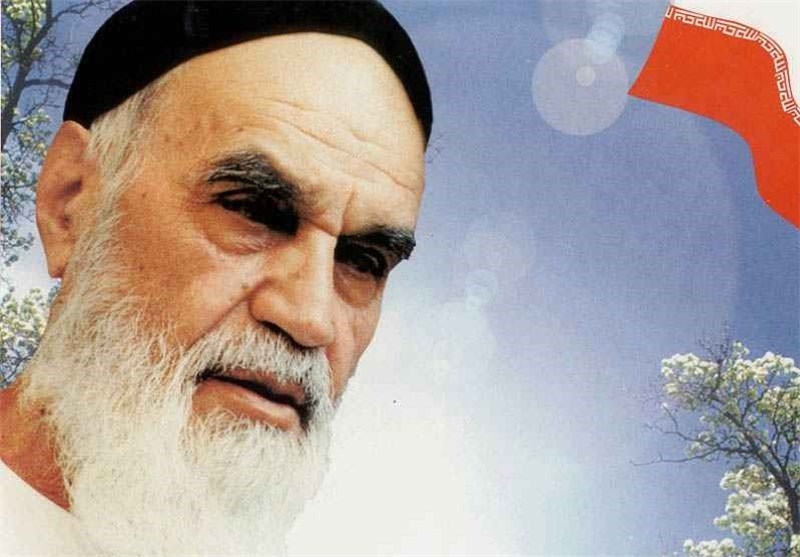 Ayatollah moqtadaei saw dream that stars were floating around Imam Khomeini