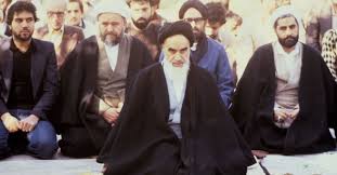 Imam Khomeini advised to behave well with the servants of God and the righteous