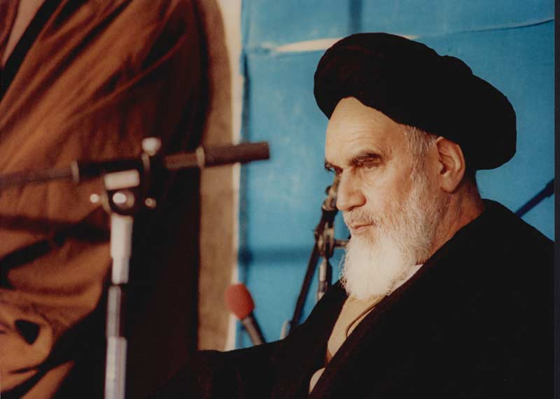 Imam Khomeini explained how everybody according to its capacity and potential can be bestowed from divine words 