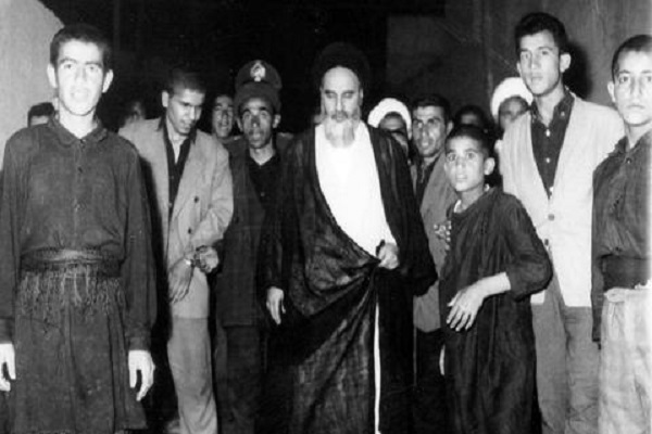 Imam Khomeini strongly believed in unity among Sunni and Shia Muslims 