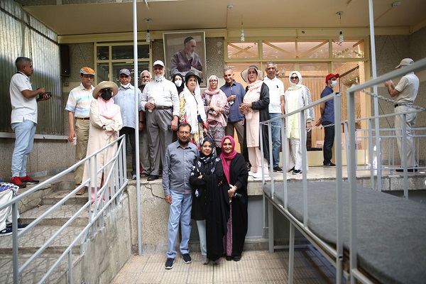 A group of foreign tourists visit Imam Khomeini`s historic residence in Jamaran