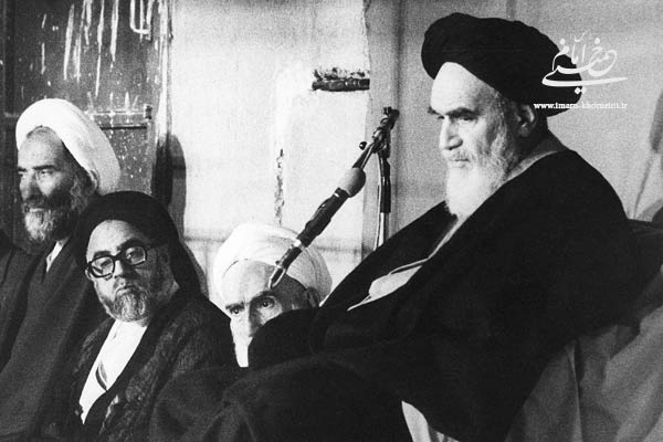 Imam Khomeini stressed need for acquisition of the virtues and human nobilities