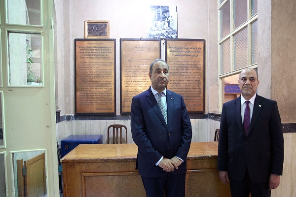 Iraq`s culture and tourism minister visit Imam`s historic residence in Jamaran.