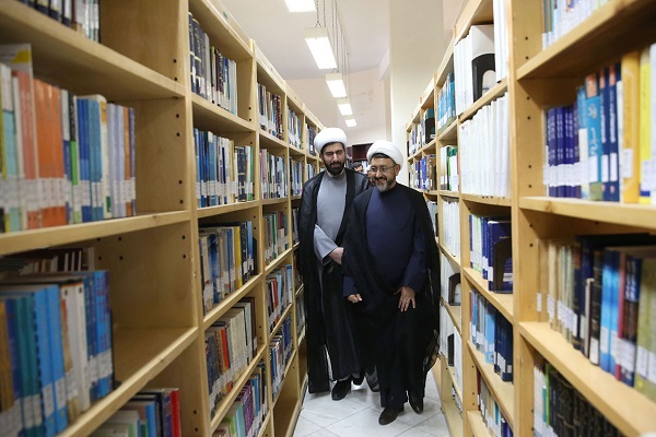 Head of the institute visits library for judiciary"s research center