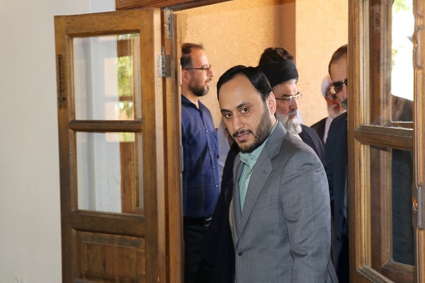 The government spokesman visit Imam`s historic house in Khomein.