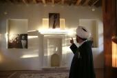 Head of the institute visits Imam`s ancestral home in historic city of Khomein