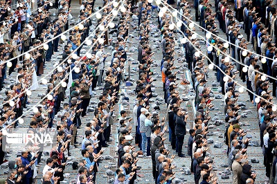 Iranians mark Eid al-Fitr with mass prayers 