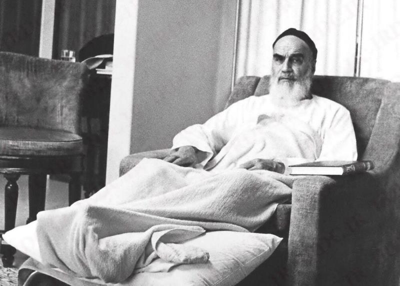 Imam Khomeini had very strong reliance on God Almighty.